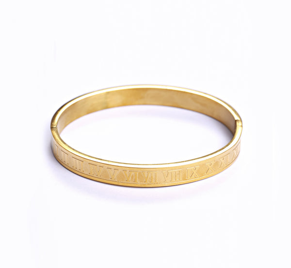 Roman Cuff