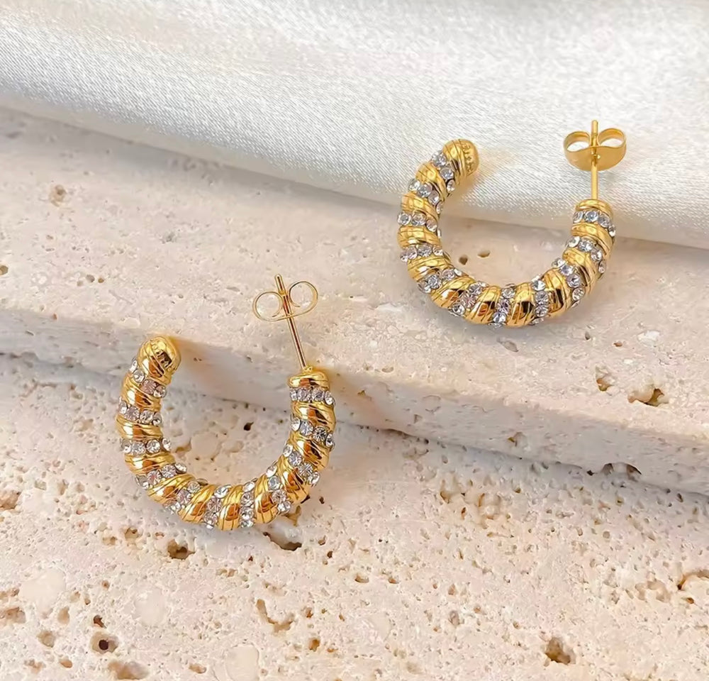 Miranda Hoops
